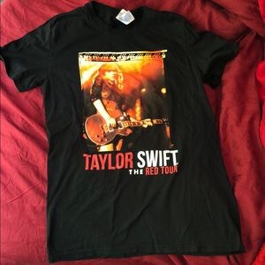 Taylor Swift shirt purchased at concert